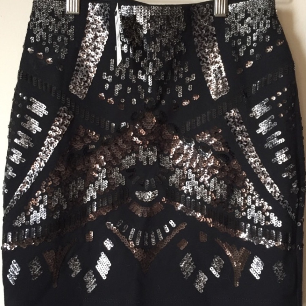 NWT Black Express Sequin Aztec Skirt